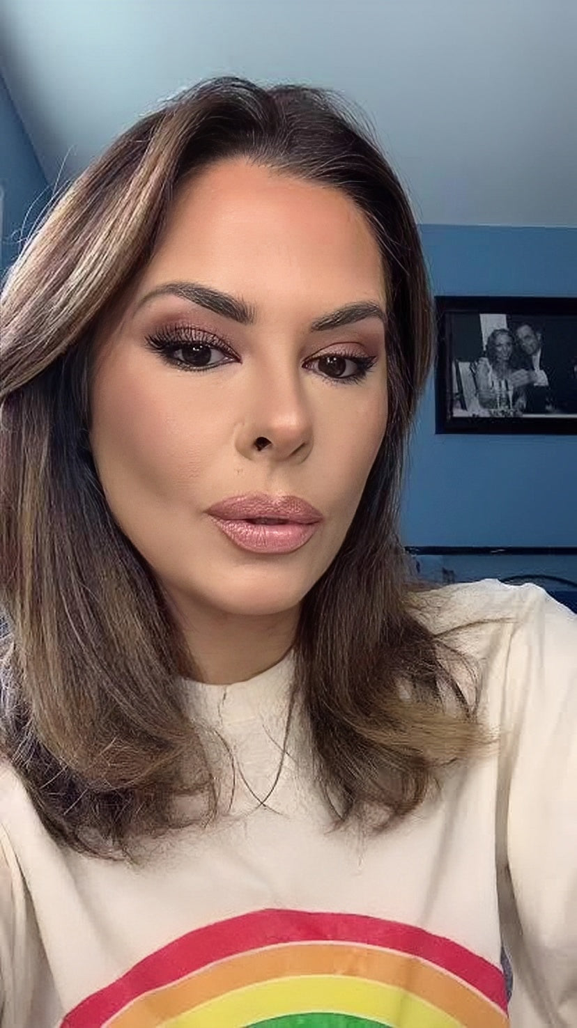 Lina, 46